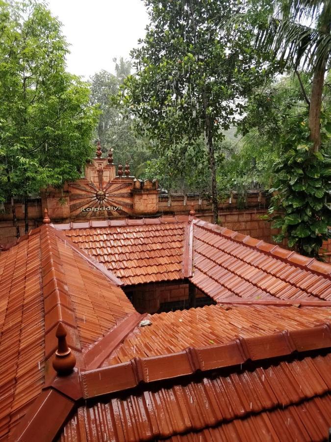Kalpadiyil Hotel Balarampuram Exterior photo